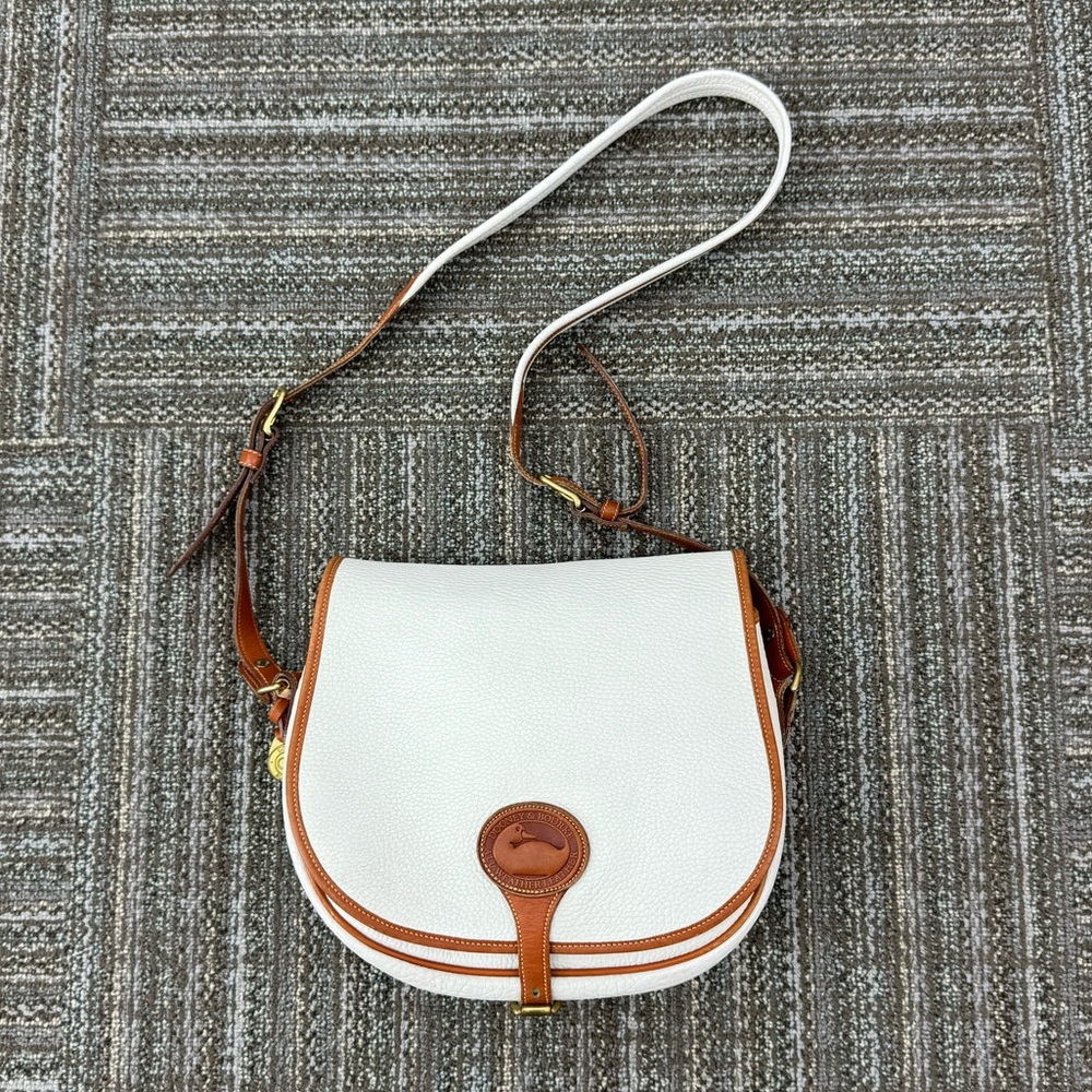 RARE HTF!! Dooney & Bourke | All-Weather Leather R30 Saddle Bag Shoulder